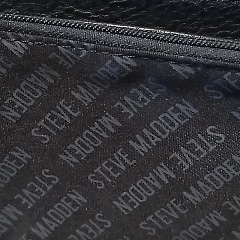 Steve Madden Wallet - Picture 8 of 9